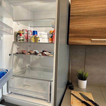 Self Check-In, Danube Bank, Free Parking Bratislava Exterior foto