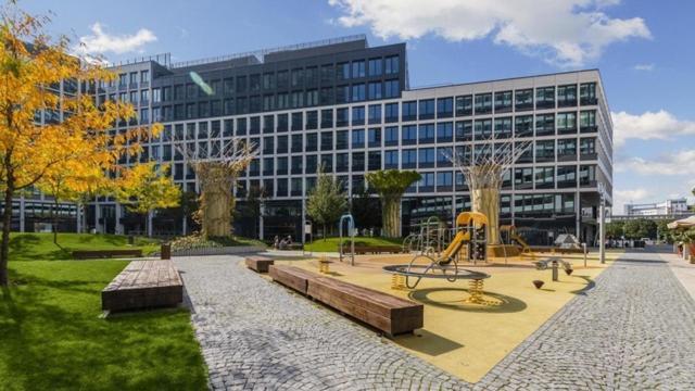 Self Check-In, Danube Bank, Free Parking Bratislava Exterior foto